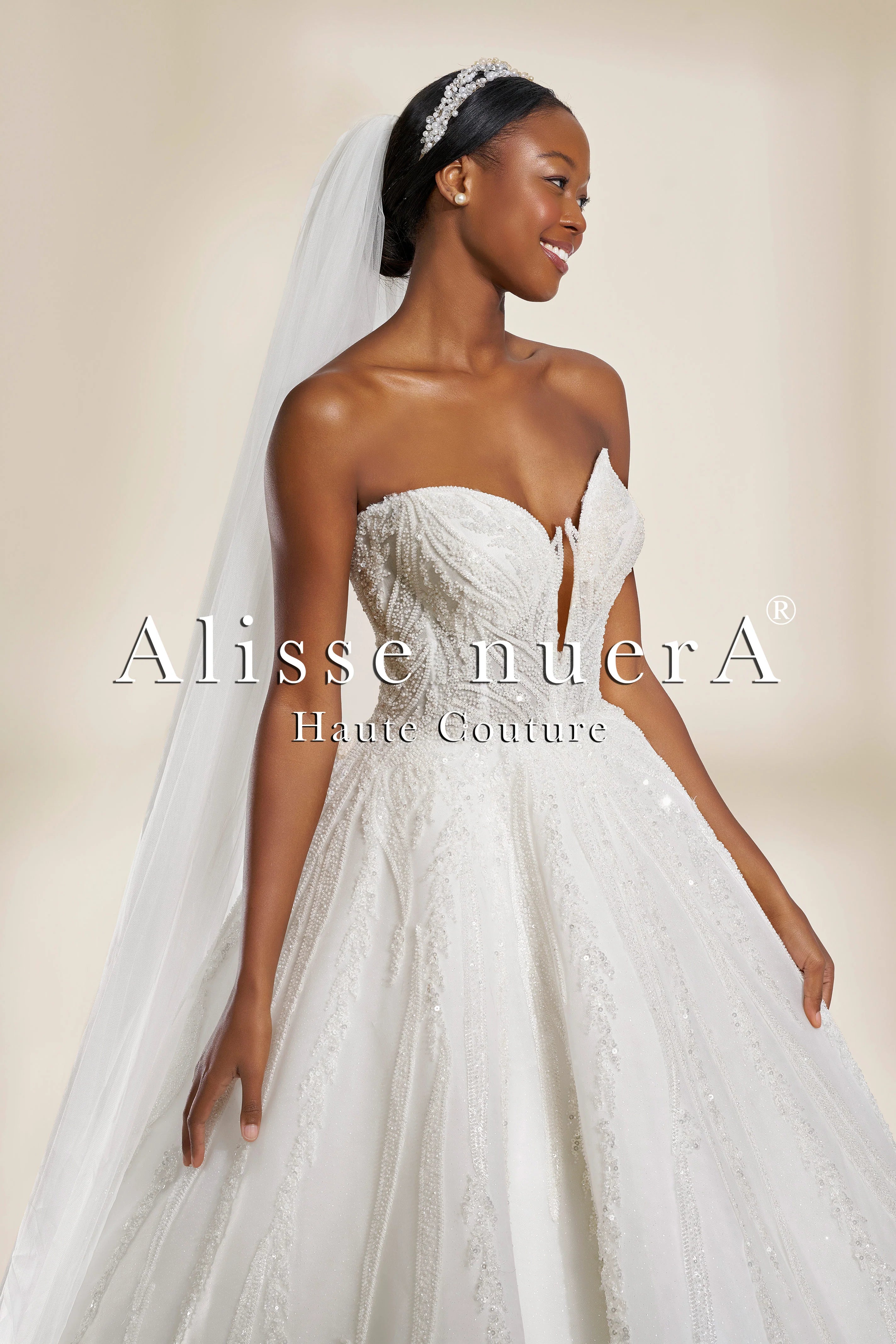 Strapless Sweetheart Neckline A-Line Wedding Dress with Sparkling Embroidered Lace