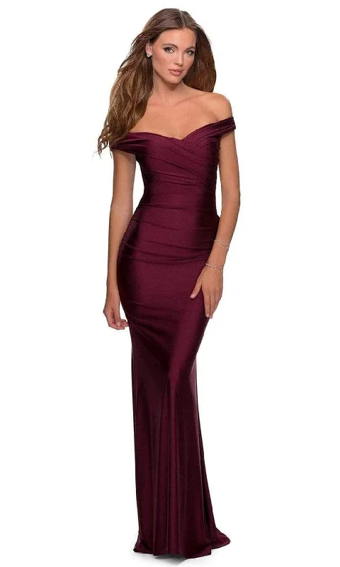 La Femme - 28450 Off-Shoulder Ruched Jersey Simple Prom Sheath Dress Luxurious Women's High - end La Femme - 28450 Off-Shoulder Ruched Jersey Simple Prom Sheath Dress Luxurious Women's High - end