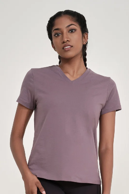 Essential V Neck Tee