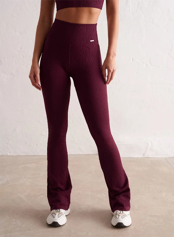 Bordeaux Ribbed Seamless Flare Tights